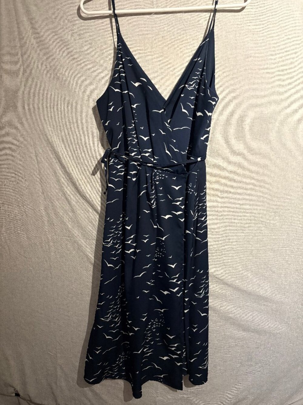 BCBGeneration Navy Bird-Print Midi Wrap Dress Size 6